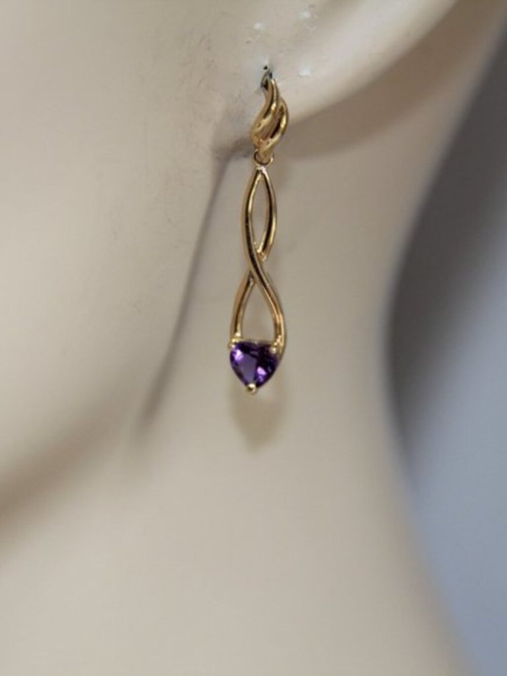 14kt Gold Infinity Amethyst Heart Dangle Earrings